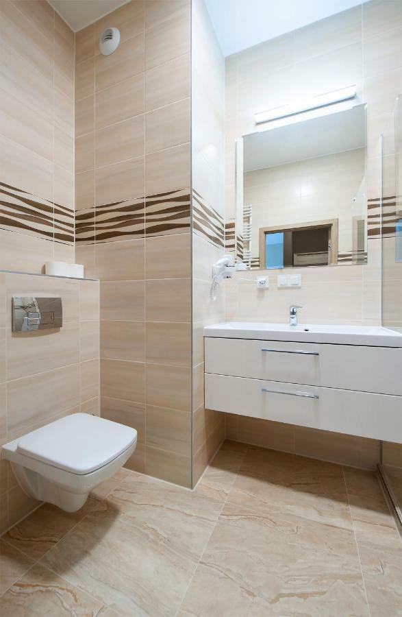 Awangarda Home Apartment Varşovia Exterior foto